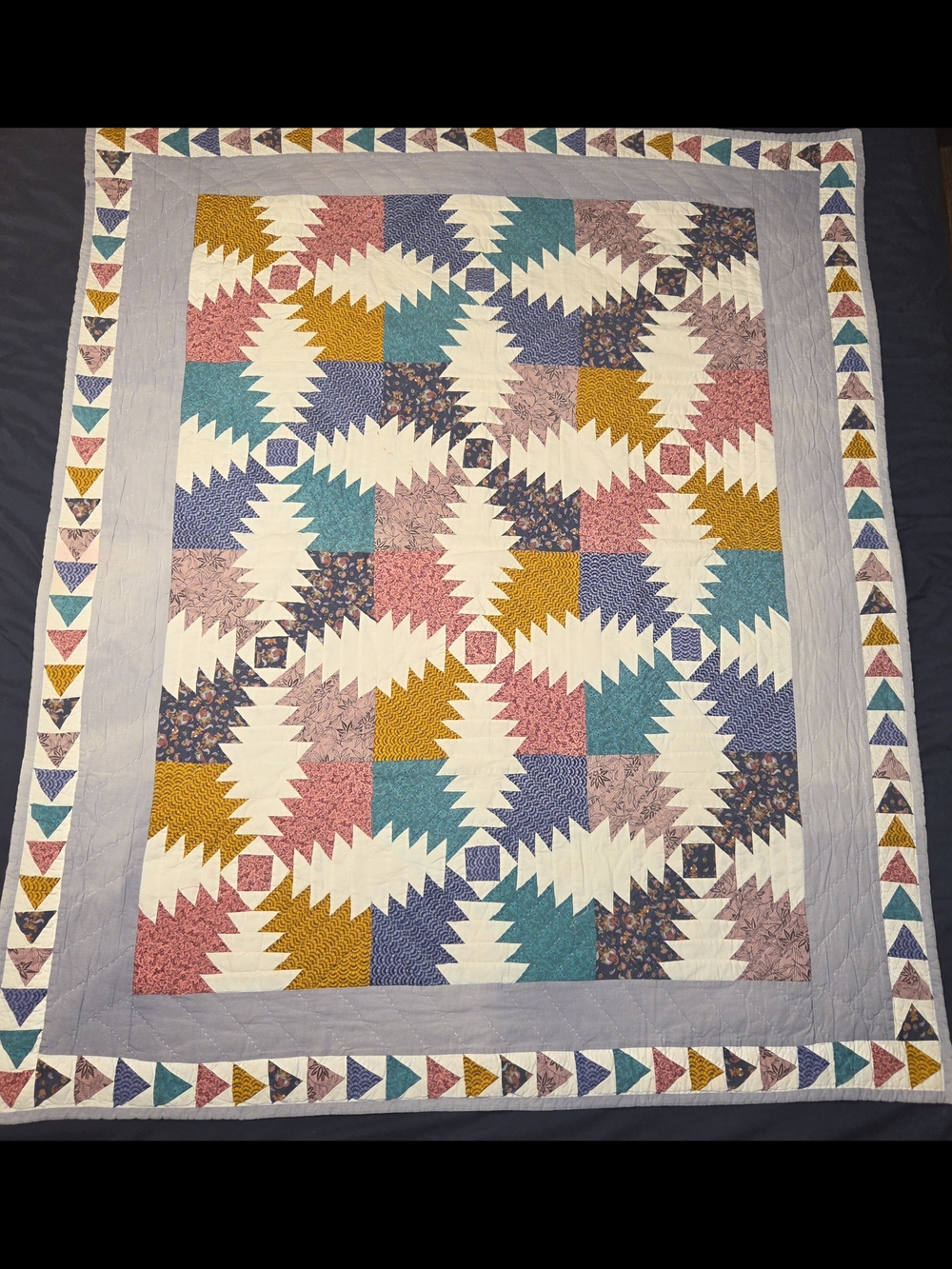 Handmade Multicolor Pineapple Patchwork Quilt - White, Pink, Teal, Mustard - Picture 1 of 10